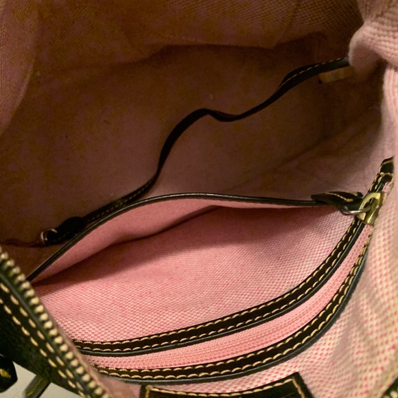Dooney and Bourke - Picture 4 of 5